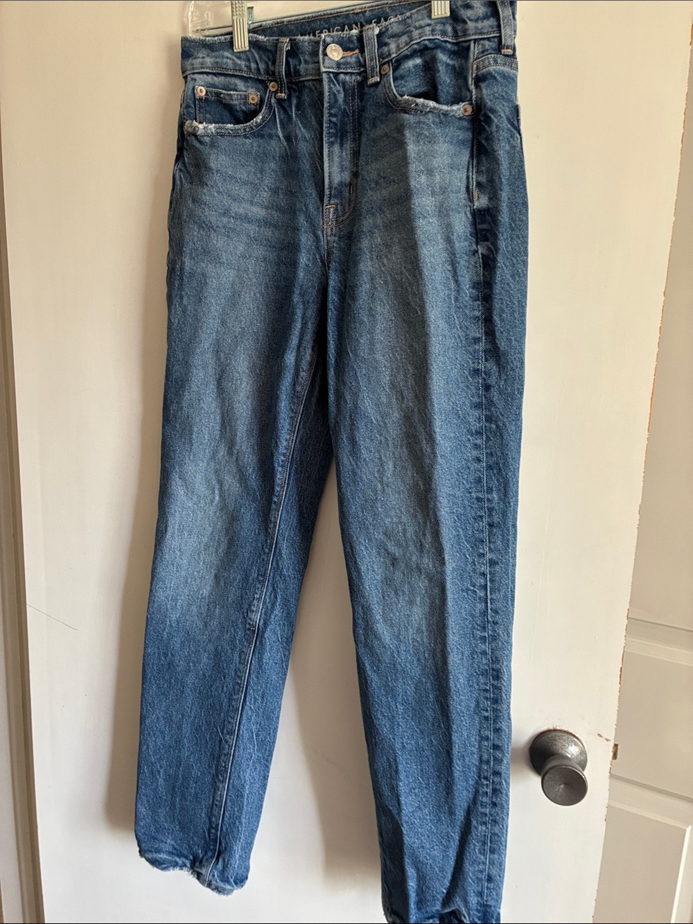 American Eagle Outfitters Women's Super High Rise Straight-Leg Jeans size 2